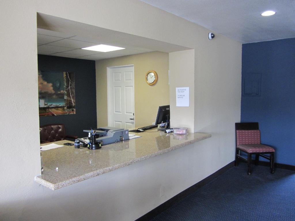 Howard Johnson By Wyndham Odessa Tx Extérieur photo