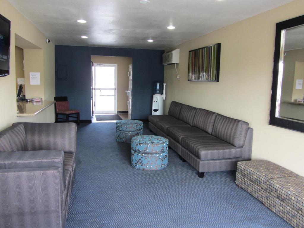 Howard Johnson By Wyndham Odessa Tx Extérieur photo