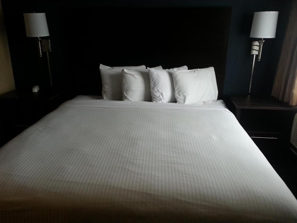 Howard Johnson By Wyndham Odessa Tx Chambre photo
