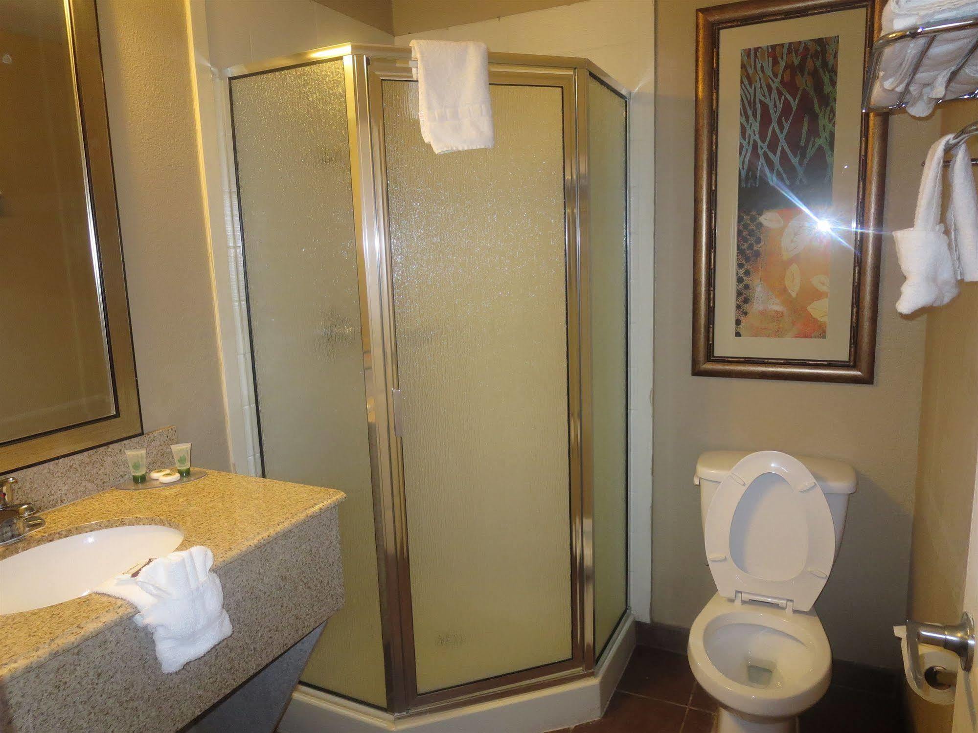 Howard Johnson By Wyndham Odessa Tx Extérieur photo