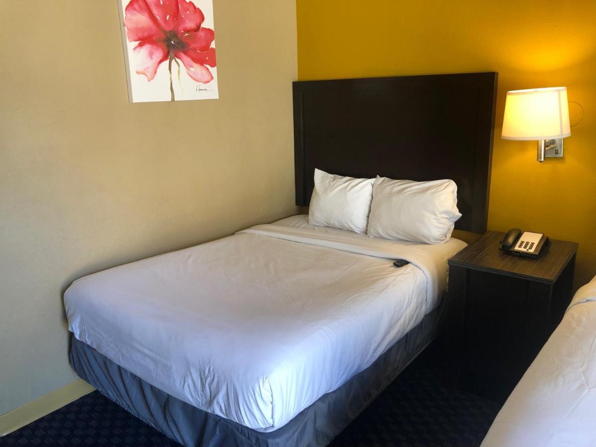 Howard Johnson By Wyndham Odessa Tx Extérieur photo
